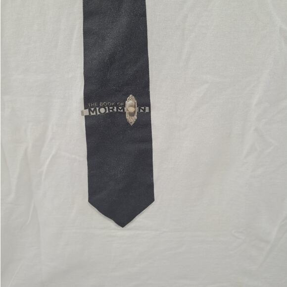 Broadway 2011‎ Book of Mormon Men’s Graphic T-Shirt Vintage Collectible - Picture 7 of 10